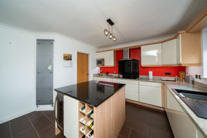 KITCHEN- click for photo gallery